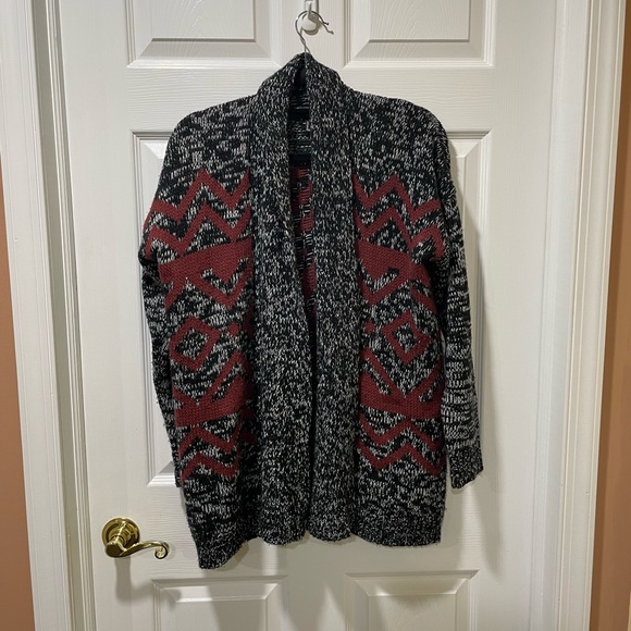 Forever 21 Aztec Open Front Cardigan - Picture 1 of 4
